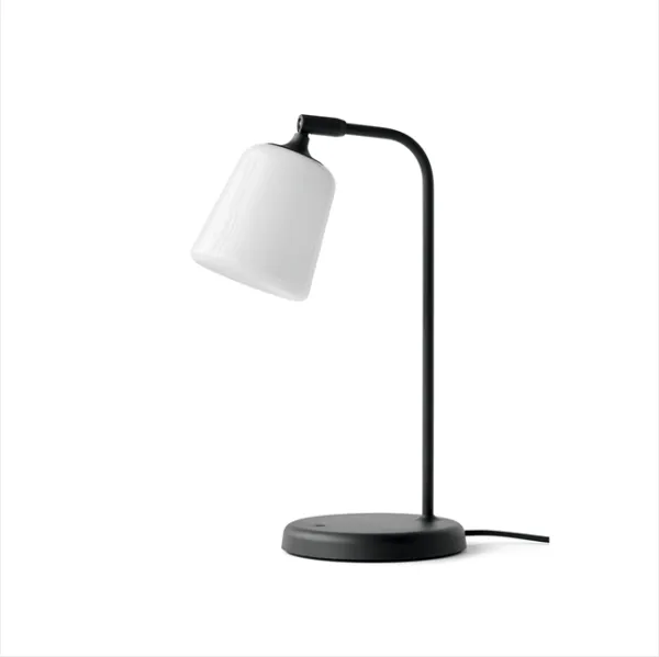 New Works Material Bordlampe Hvid/Opal